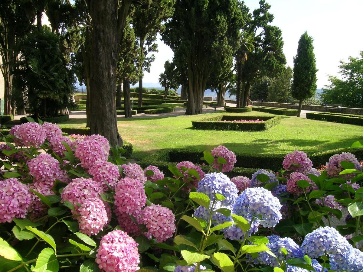 Bed and Breakfast Lontani Da Casa Borgofranco d'Ivrea Exterior foto
